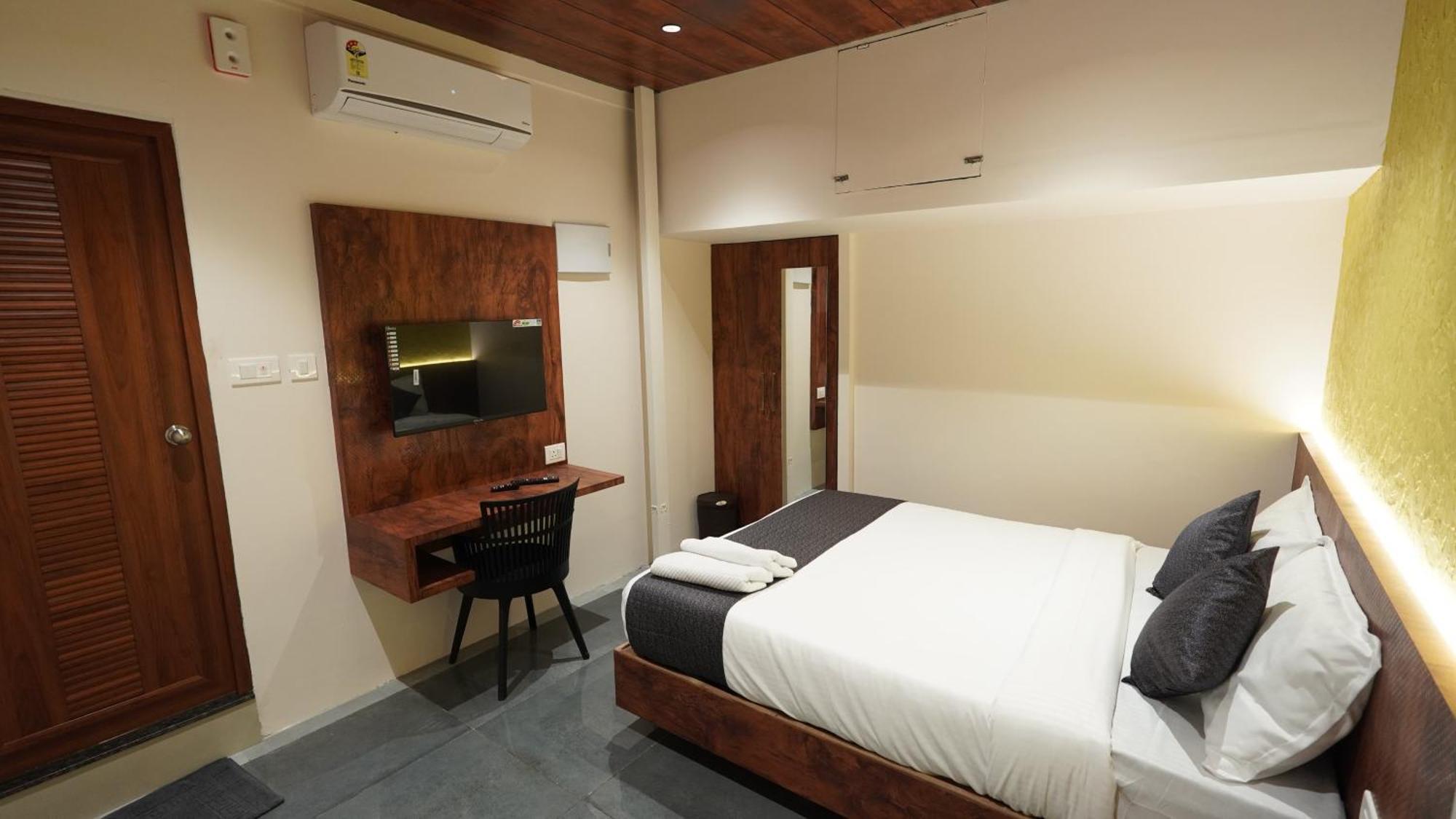 Hotel Hive Inn - Kozhikode Ngoại thất bức ảnh