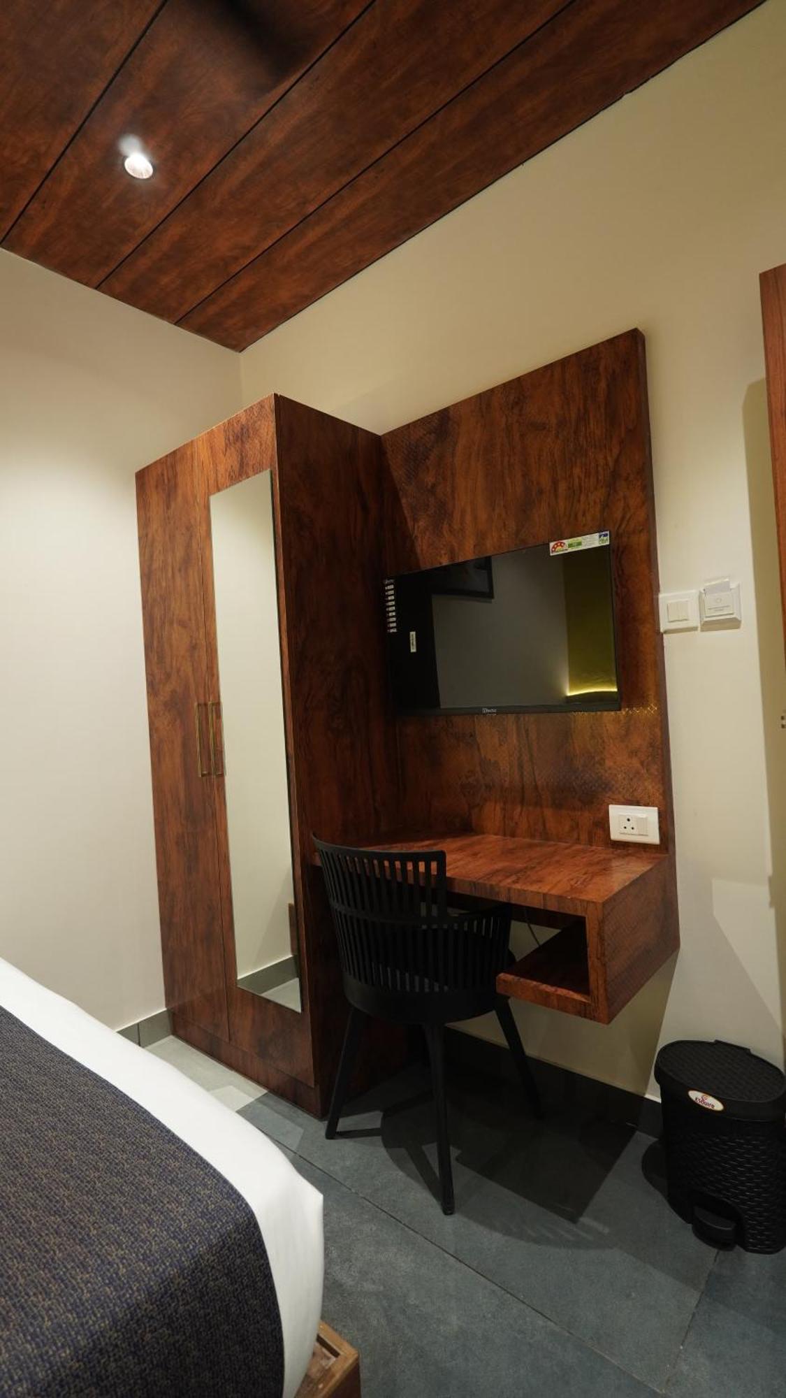 Hotel Hive Inn - Kozhikode Ngoại thất bức ảnh