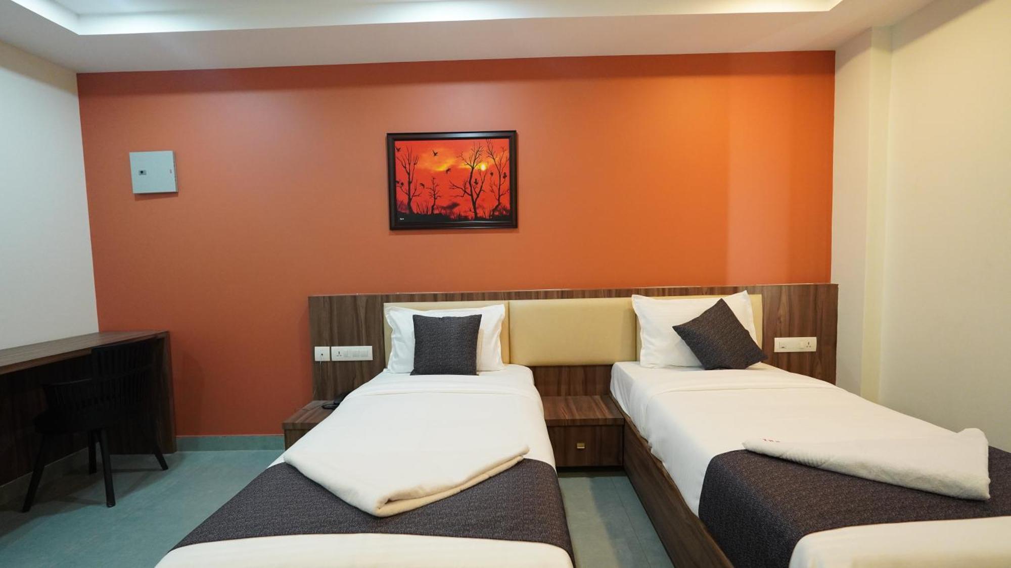 Hotel Hive Inn - Kozhikode Ngoại thất bức ảnh